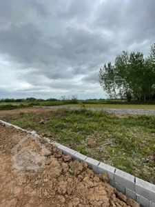 زمین دور محصور با نامه بنیاد مسکن