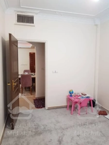 93متر2خواب/4طبقه تک واحدی/فول امکانات/وفا اذر جنوبی