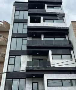 ۱۳۵متراپارتمان ساحلی/۳خواب/تراس با ویو