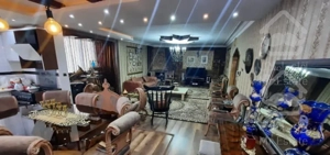 اپارتمان ۱۳۷ متری حیاط دار