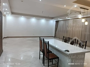 ۱۲۰متری شیک پونک