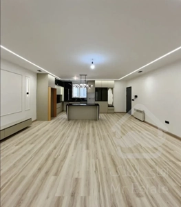 آپارتمان در برج(۲ پارکینگ سندی)