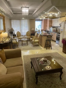 فروش واحد رو به افتاب نور مشتقیم زیر قیمت