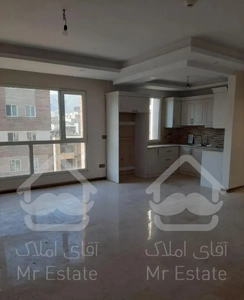 ۹۰ متر/۲خوابه/سالن پرده خور/۷ ساله/ فول