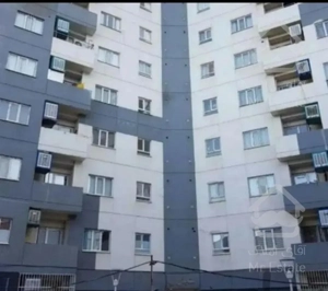 آپارتمان ۱۰۵ متری، مجتمع ستایش