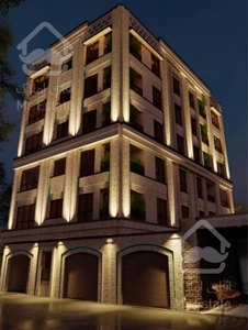 135 متر لوکیشن تاپ قبا