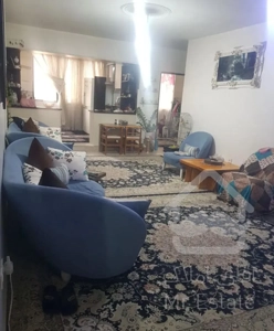 ۹۰مترآپارتمان تخلیه۲نبش بهرخیابان گلستان۳ شهرک ارم