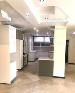 ۱۱۰ متر ۲ خواب  فول سالن پرده خور تاپ لوکیشن