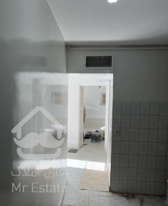 واحد دربست ۷۵متری همکف درکه