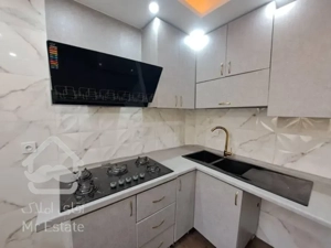 ۵۰متر خوش نقشه کمیل بازسازی شده خوشگل گذر عالی طبقه دوم