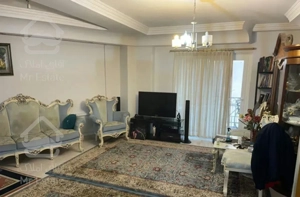 ۶۵ متری/پارکینگ و اسانسور/سنددار/مرکزشهر