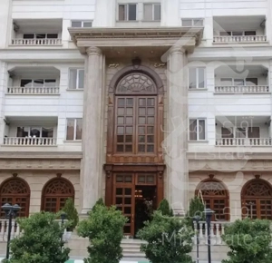 اپارتمان ۱۰۰ متری فول