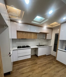 فروش آپارتمان ۷۵ متری ۲ خوابه در نارمک جنوبی