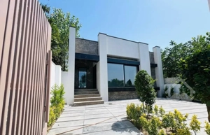 ویلا همکف مدرن و شیک واسه خاص پسندا/سنددار