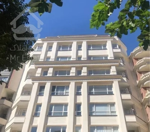 ۱۴۰ متر ۲خواب(بازسازی شده ،۲ پارکینگ) قلب شهرک غرب