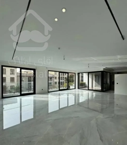 قیطریه ۲۱۰ متر - دو جهت نور و ویو - ۳ پارکینگ