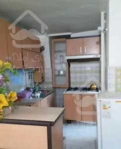 آپارتمان ۱۰۰ متری، مناسب دفتر و مجرد، بر جمالزاده