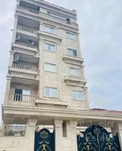 اپارتمان ۱۷۸متر /۳ خواب  مدارک تکمیل پارکینگ دار