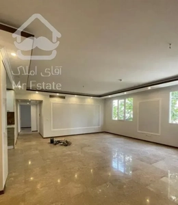 شهید عراقی/۱۳۰متر ۳خواب/۲پارکینگ