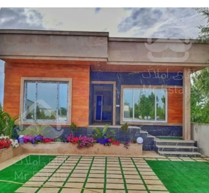 نمامتفاوت سندتکبرگ غیربومی سرسبز نزدیک شهر