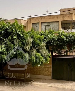 منزل مسکونی ویلایی 3 طبقه