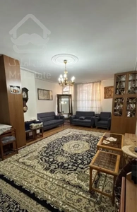 ۶۵ متر / پارکینگ و انباری / سالن پرده خور