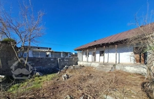 290مترخونه روستایی/مدارک کامل/بافت مسکونی