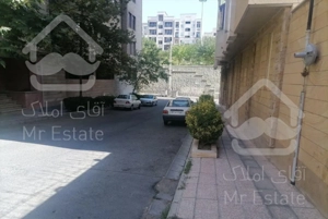 آپارتمان پونک نفت