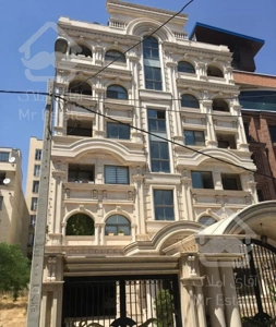 90 متر دولت نوساز لابی و روف گاردن