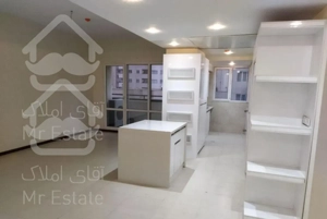 آپارتمان۱۰۶متردوخواب نوساز تراس بزرگ قابل چیدمان