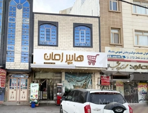 واحد نبش میدان انقلاب  یک خواب ۸۰ متری طبقه منفی۱