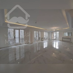 فروش 210 متری احتشامیه