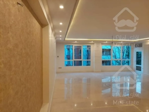 180 متر کلید نخورده در قلب پاسداران