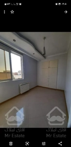 سه خواب /مستردار /دوطرف نور