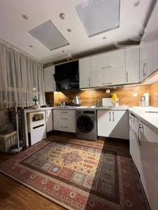 ۱۲۰ متر۳خواب ۲پارکینگ سندی چهارباغ