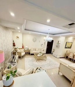 ۸۵ متر / خوش نقشه / غرق در نور / occasion