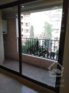 میرداماد ۱۴۰ متر ۳ خواب رو به افتاب