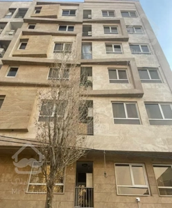 75متر/دوخوابه/خوش نقشه و نورگیر/محدوده مترو