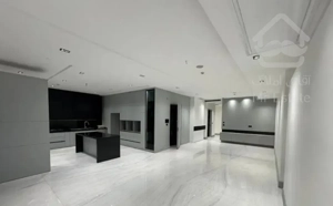 ۱۳۵ متر*حافظ ۱* پشت وکیل اباد*فول مدرن*۱ سال ساخت