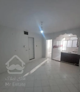 ۴۴ متر تکخواب با پارکینگ بر اصلی غفوری