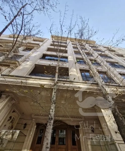 ۱۳۸ متر آپارتمان مجلل در فرمانیه شرقی سنبل