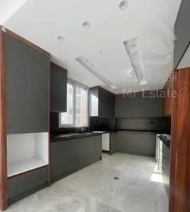 نیاوران امیدوار  ۱۶۵ متری ۳ خوابه بدون مشرف