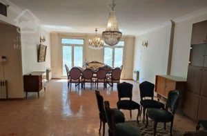 جردن پارک ملت ۱۵۰ متر سه خواب