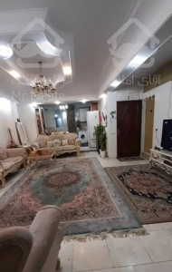 آپارتمان ۷۰ متری ۲ خواب  تمیز. نما سنگ