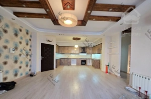 فروش واحد ۹۴ متری در ابتدای خیابان تهران