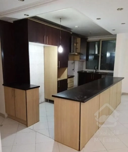 ۱۵۷۰ رهن کامل  ۹۳ متر ۲ خواب  منطقه ۱