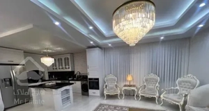 ۱۰۷متر /سالن پرده خور /ویو دار/ آفتاب گیر/بدون پرت