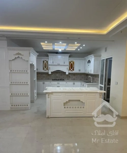 آپارتمان ۱۷۰متر ۳خواب فول