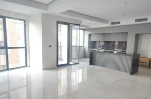 ۱۴۰متر سه خواب تک واحدی  فرمانیه اندرزگو