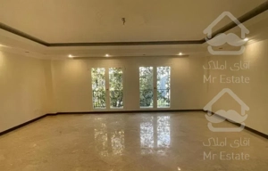 /۱۱۰متر/۲خواب/فول/نورگیر